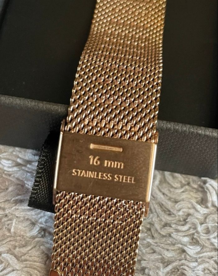 montre Cluse, or rose - élégante & intemporelle - pile OK - photo numéro 4