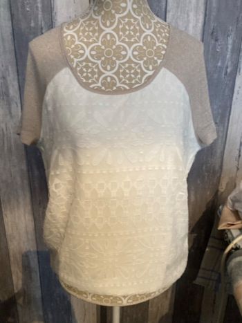 Blouse beige
