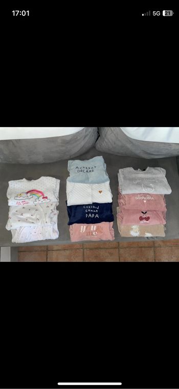 Lot pyjamas 6 mois bébé fille