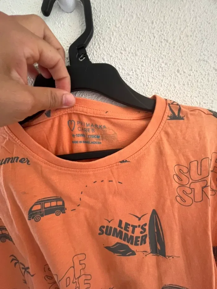 T-shirt Primark💫Taille 14-15 ans - photo numéro 2