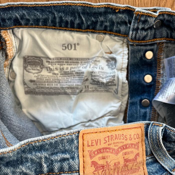 Jean/pantalon bleu Levi's 501 pour homme, taille : W 25 (34 taille française) - photo numéro 6