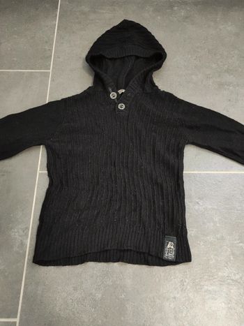 Pull à capuche