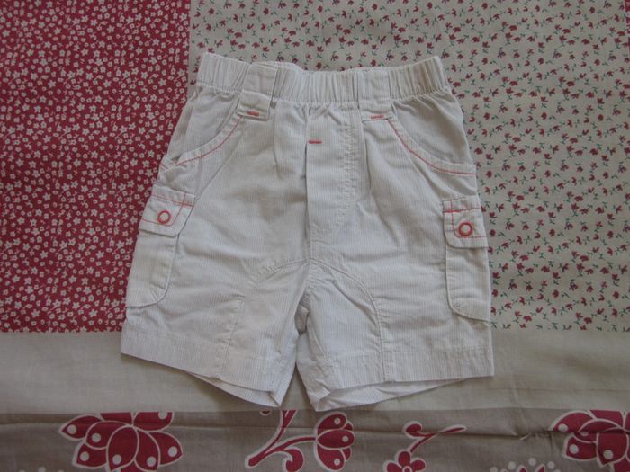 Short en toile blanc 1 mois