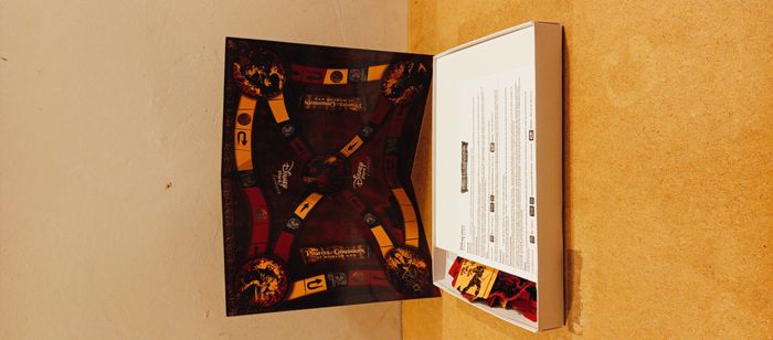 Jeu de société Disney Store exclusive : pirate des caraïbes - photo numéro 2