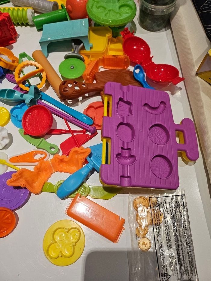 Lot pâtes à modeler - photo numéro 7