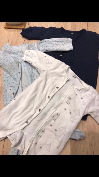 Lot 3 pyjamas 3 mois