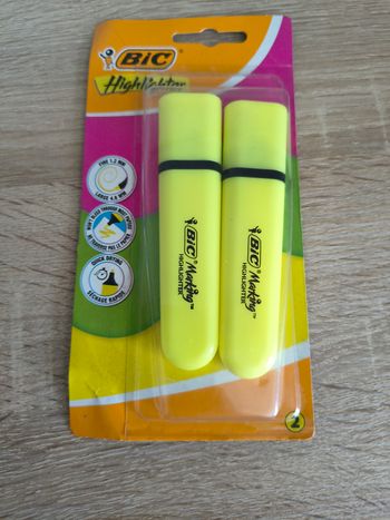 Fourniture scolaire marque bic