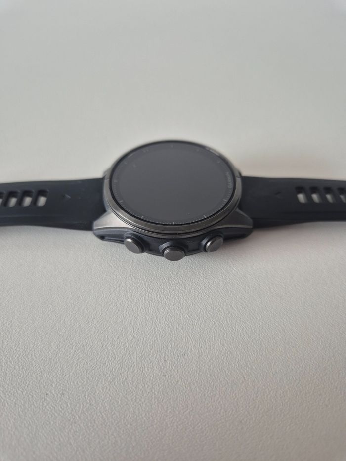 Garmin Fenix 8 Amoled Sapphire GPS-Whr 43mm - Top condition - livraison rapide ! - photo numéro 7