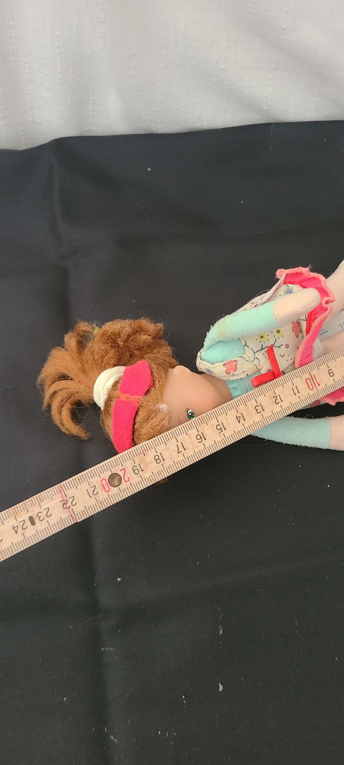 Poupee mini doucette de Corolle robe avec coeurs 2009 - photo numéro 5