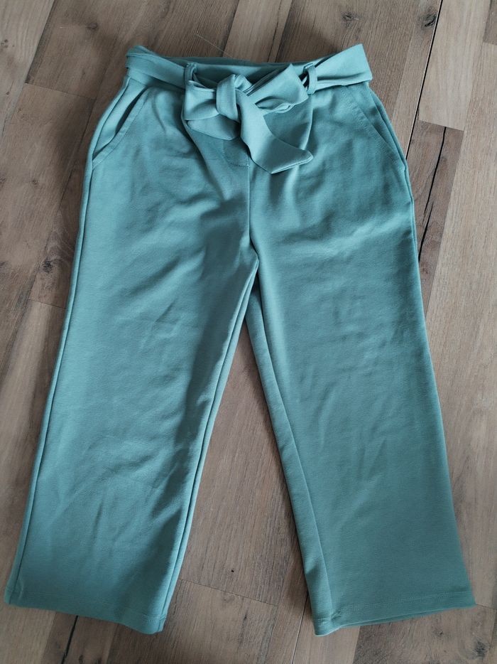 Pantalon 5 ans neuf - photo numéro 2