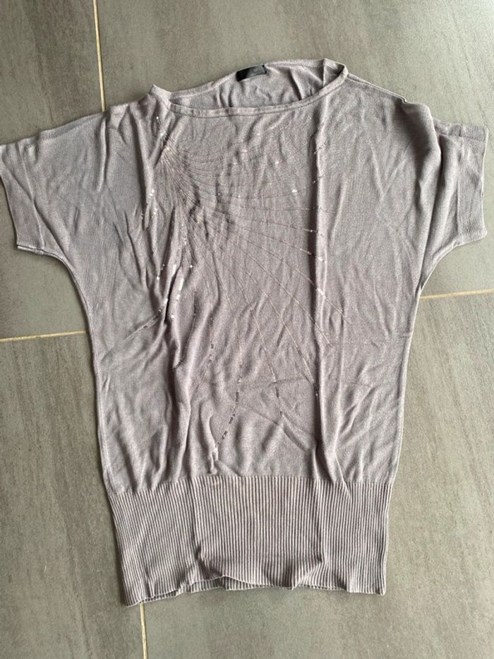 TEE shirt pailleté gris taille 40