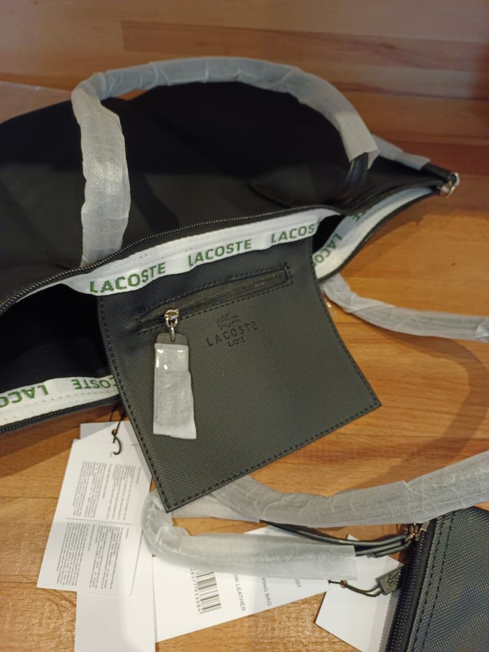 Sac lacoste+porte feuille - photo numéro 4