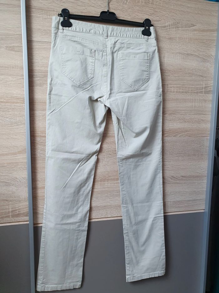 Pantalon beige - photo numéro 2