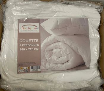 Couette très chaude 220/240 NEUVE 380gr/m2