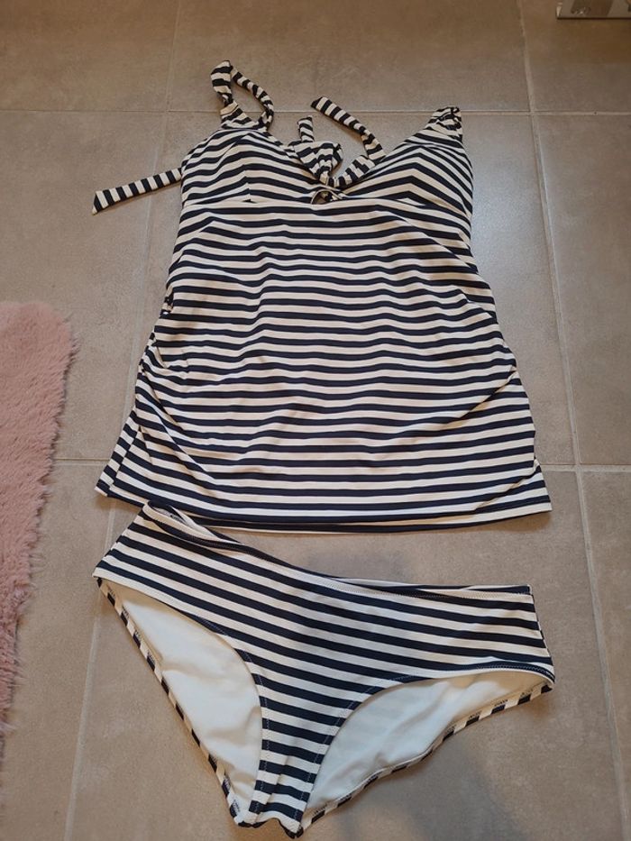 Maillot de bain de grossesse