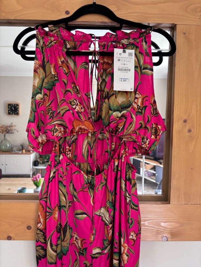 Combinaison Zara neuve taille 38 - photo numéro 4