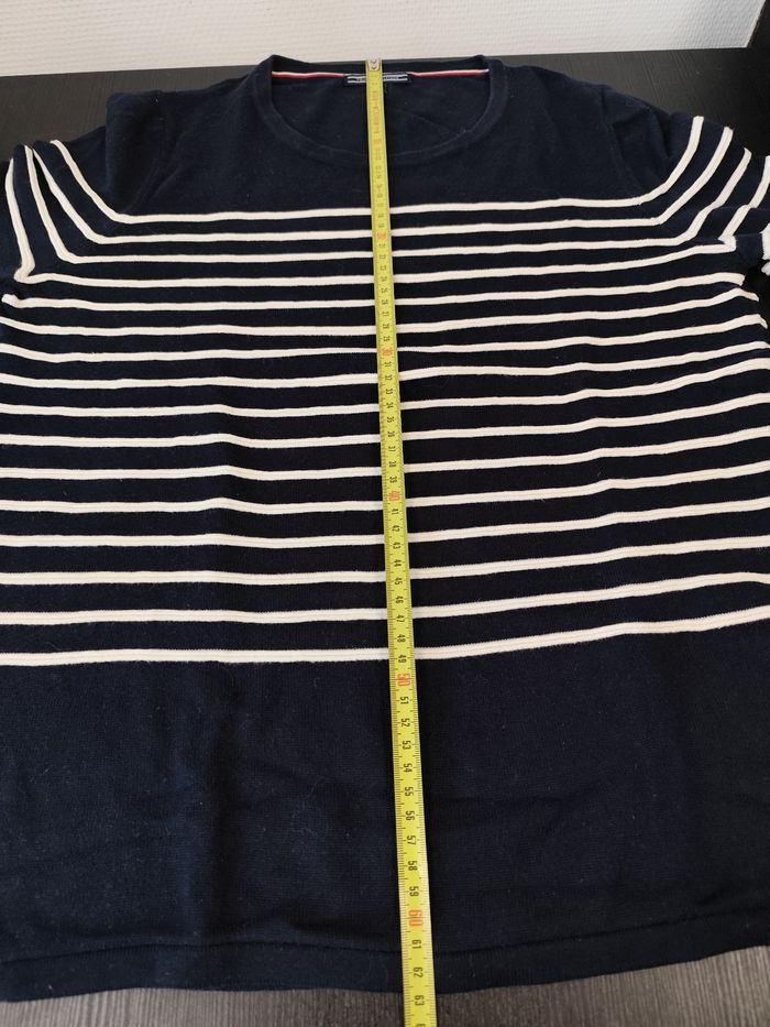 Pull marine à rayures blanches marinière - Tommy Hilfiger Taille S (US - Dimensions en photo) - photo numéro 8