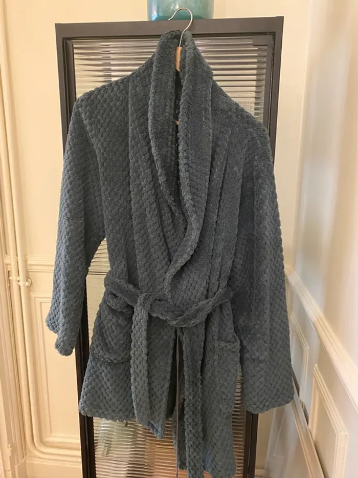 Robe de chambre grise Pilou pilou Monoprix taille 42-44 - photo numéro 2