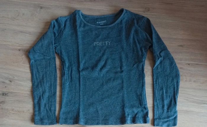 t-shirt à manches longues rayés / marinière gris avec écriture en strass in extenso 10 ans - photo numéro 3