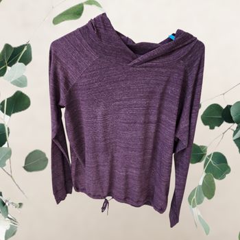 T-shirt manches longues a capuche kiabi en L