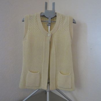 Superbe gilet sans manches vintage en maille crème – doux, chaud et stylé !🤩