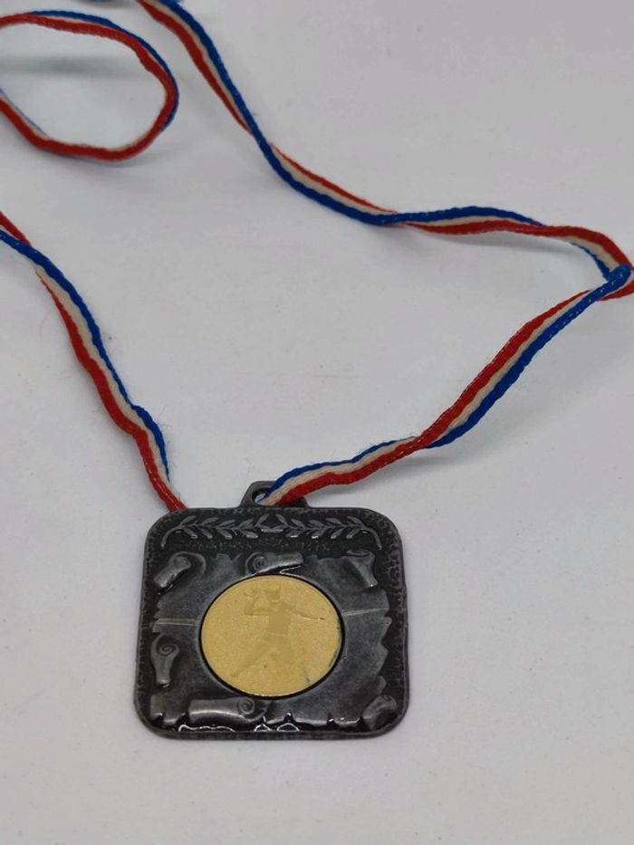 Médaille metal handball usep pas de calais