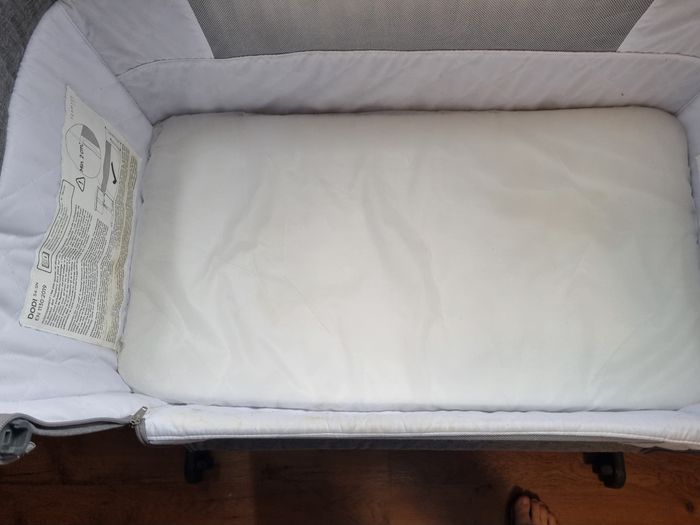 Lit cododo dodi de nania + 8 draps + 3 alèses et un plan incliné - photo numéro 3