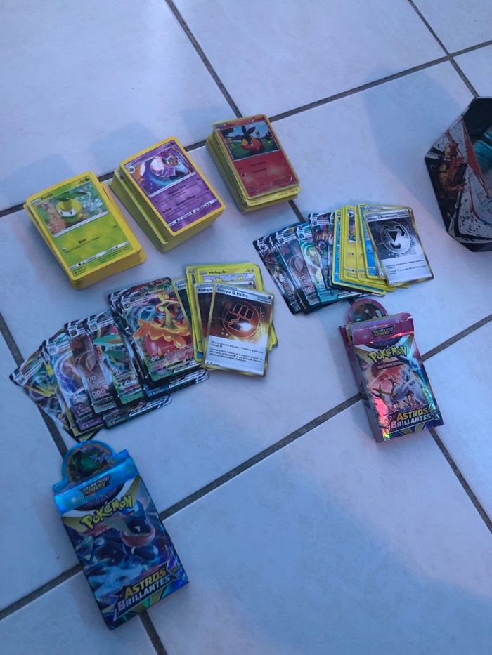 Vieille boite pokemon - photo numéro 3