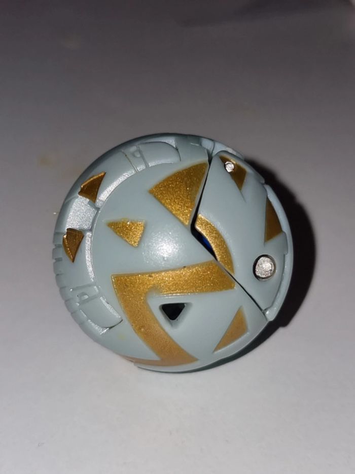 Bakugan B2 gris Haos Mantris B2 Mantris 460 g bagarreurs de combat - photo numéro 4