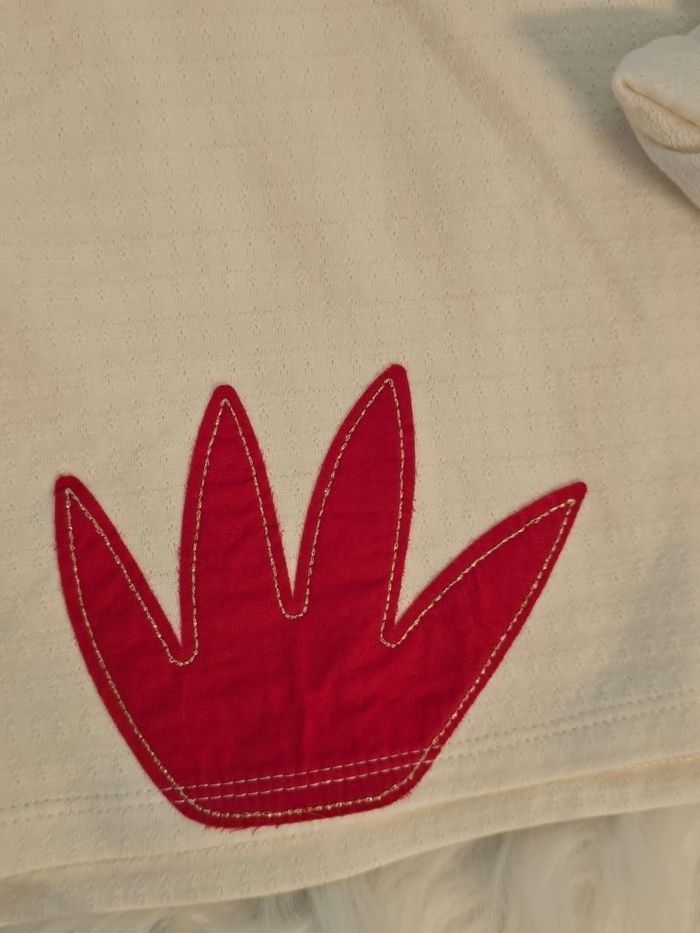 NEUF (non porté)🩷😍⚘️ superbe teeshirt ML 10 ans fille 🩷🩷🩷 - photo numéro 4