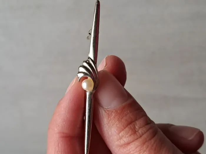 Broche vintage argenté perle - photo numéro 4