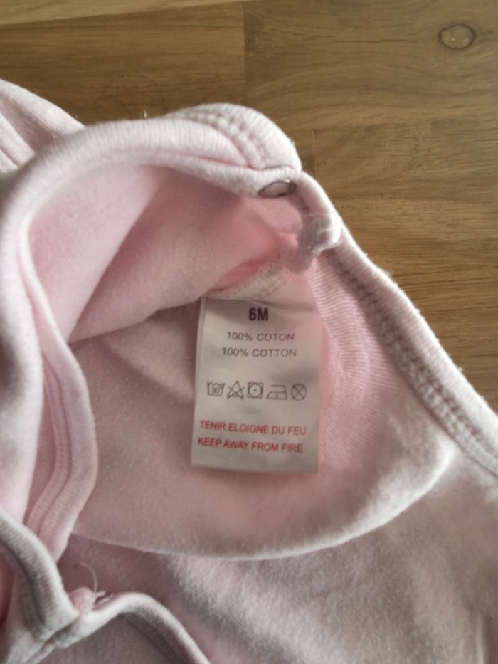 Bodie hello kitty 6 mois - photo numéro 5