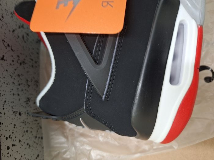 Replique Nike air Jordan 4 Retro neuve avec étiquettes 🏷 
Qualité primium - photo numéro 5