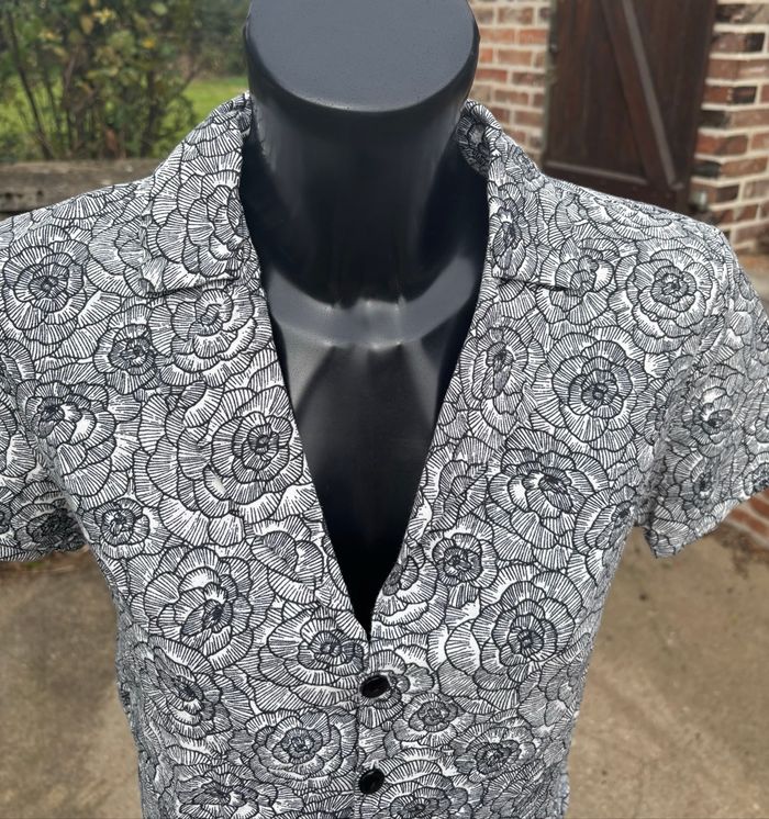 Chemise femme à motifs floraux – T36 - photo numéro 3