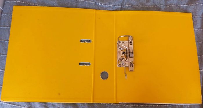 Classeur à Levier Jaune - photo numéro 2