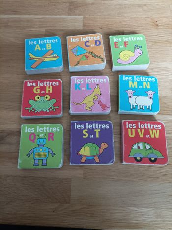 Lot de livres bébé alphabet