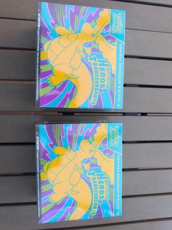 Lot de 2 ETB héros transcendants pokemon 2.5