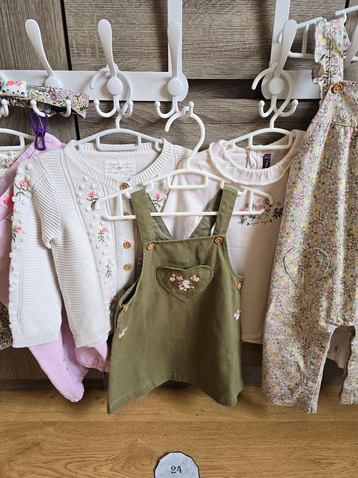 Vêtement Bébé Fille - Collection  : Leo et le trèfle magique  - Sergent Major - 24 mois 86 cm - photo numéro 3