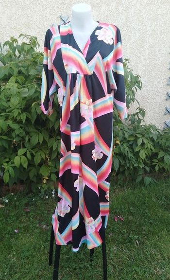 Robe longue ( mesures dans l'annonce)