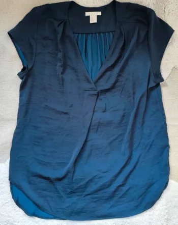 💙 Blouse bleu marine H&M – Taille 38 💙