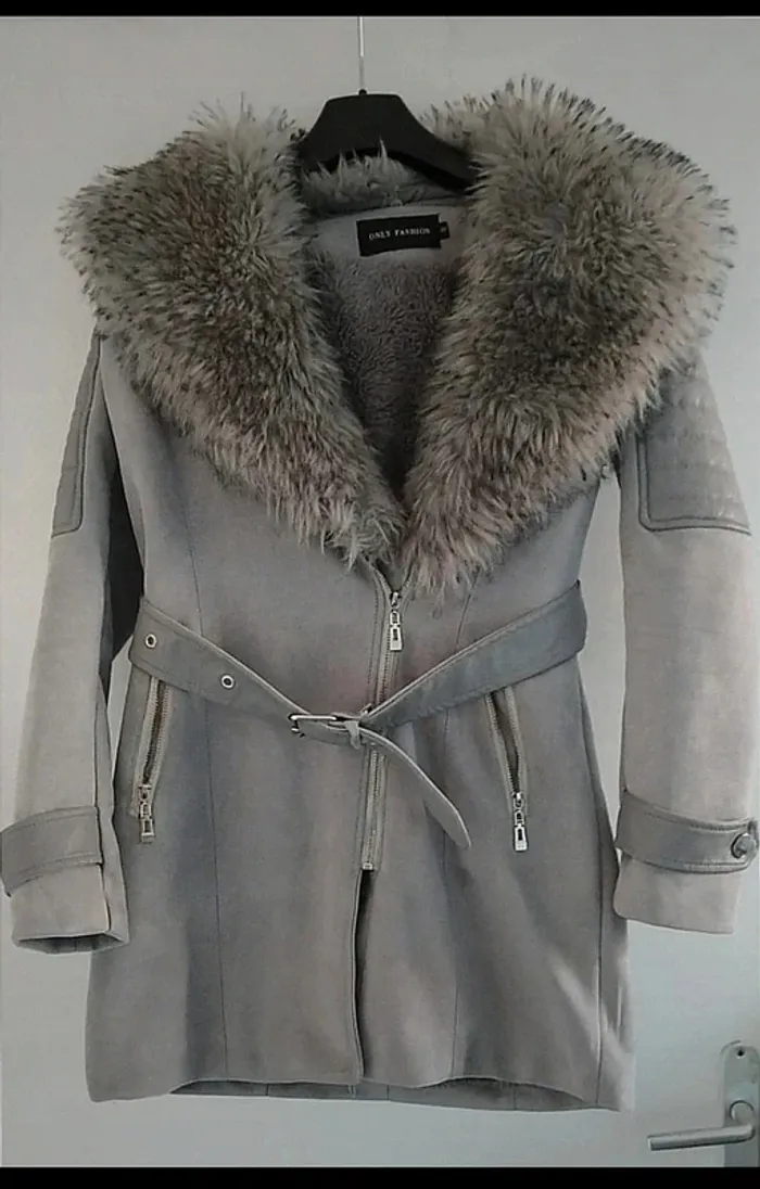 💮🌸 manteau fausse fourrure 🌸💮