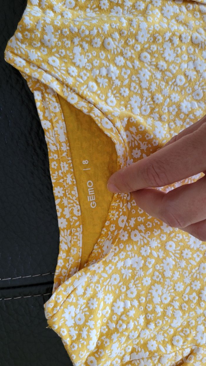 Robe à manches longues  jaune moutarde 8 ans. - photo numéro 2