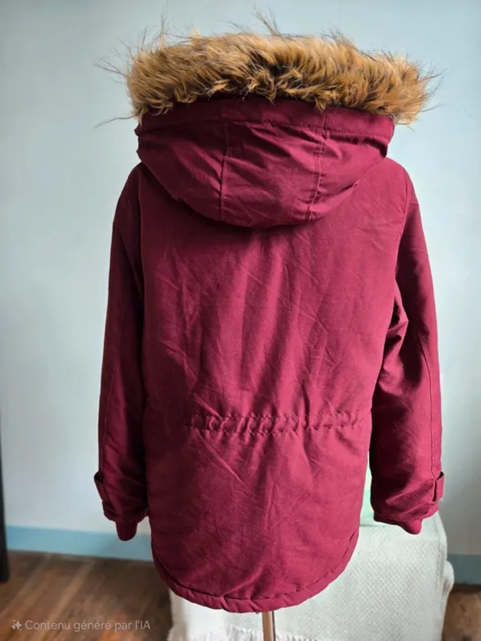 Parka avec capuche amovible. - photo numéro 3