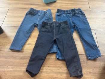 Lot 3 legging type jean kiabi 18 mois