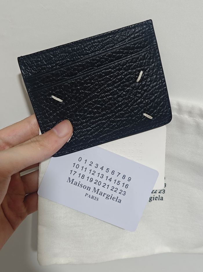 Porte-cartes en cuir mm6 aux lignes simples - photo numéro 7