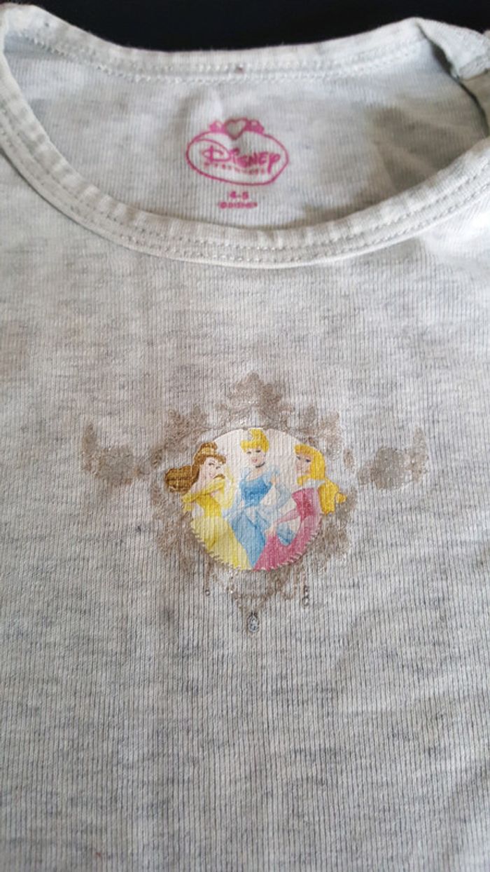 T shirt princesse Disney 4-5ans - photo numéro 2