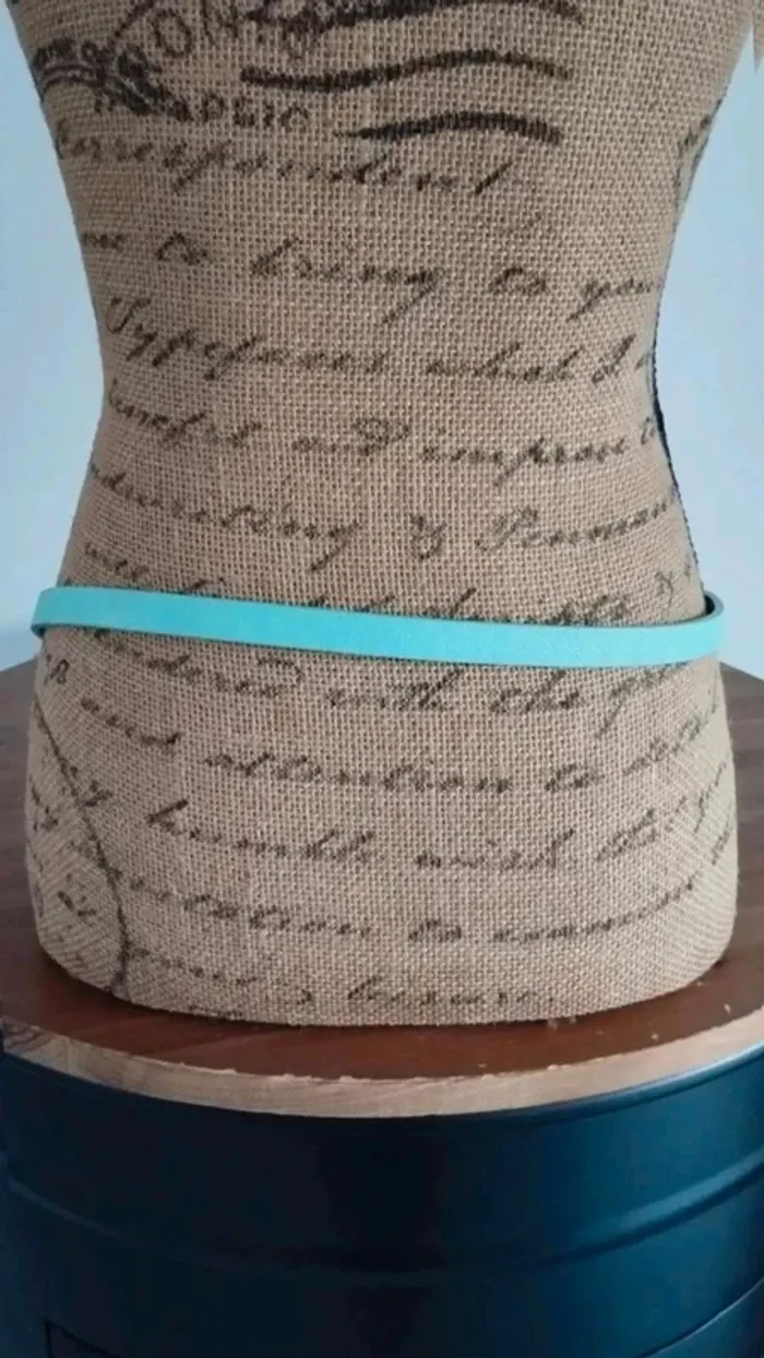 Ceinture fine bleu boucle effet noeud - photo numéro 7