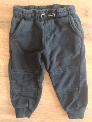Jogging garçon taille 3 ans