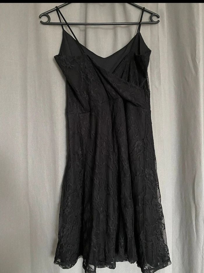 Robe noire - photo numéro 6