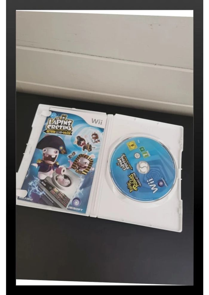 Jeu de WII Lapins crétins - photo numéro 3